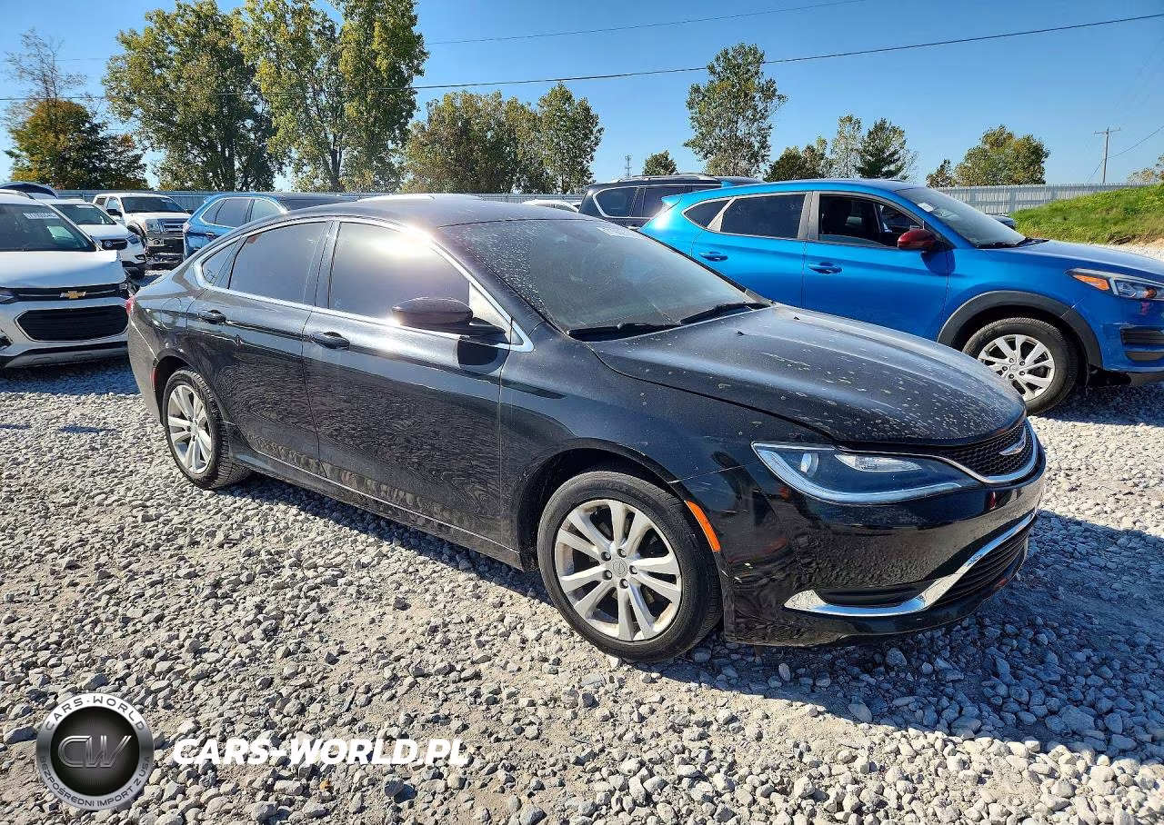 2016 Chrysler 200 Limited VIN:1C3CCCAB6GN145163 - 4