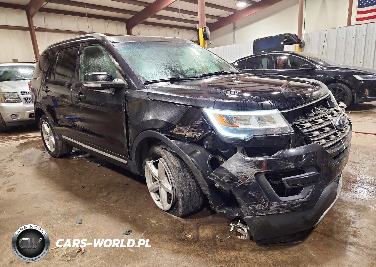 2016 Ford Explorer Xlt VIN:1FM5K8D83GGC31762 - 4