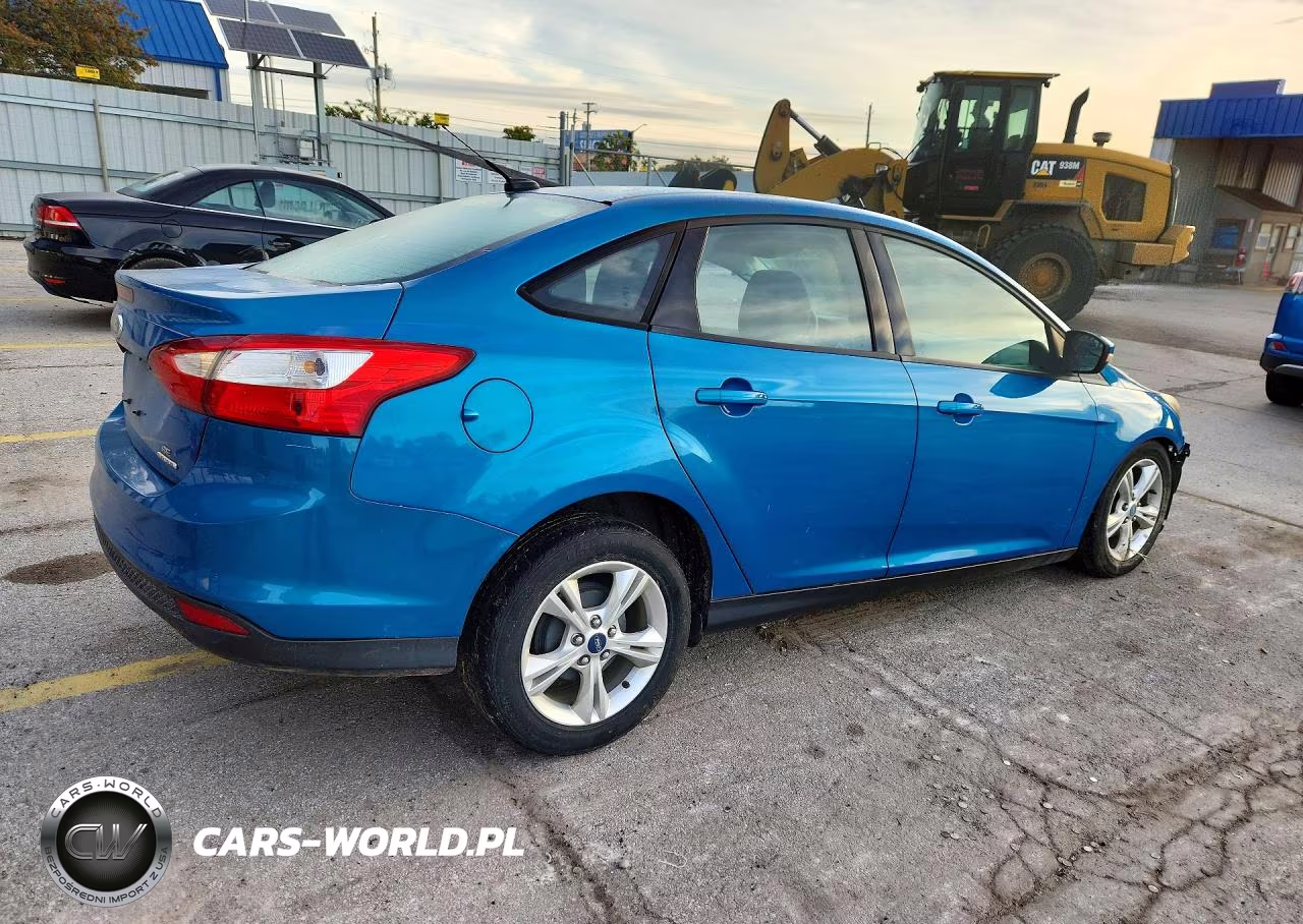 2013 Ford Focus Se VIN:1FADP3F24DL119459 - 3