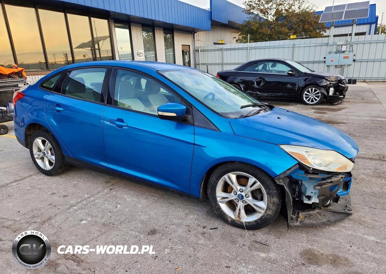 2013 Ford Focus Se VIN:1FADP3F24DL119459 - 4