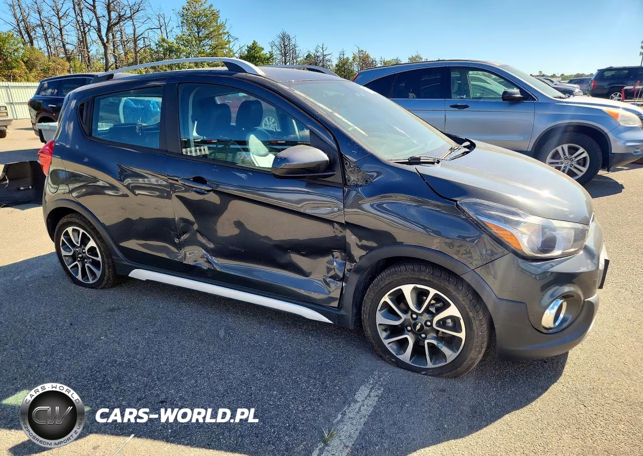 2018 Chevrolet Spark Activ VIN:KL8CH6SA7JC469447 - 4