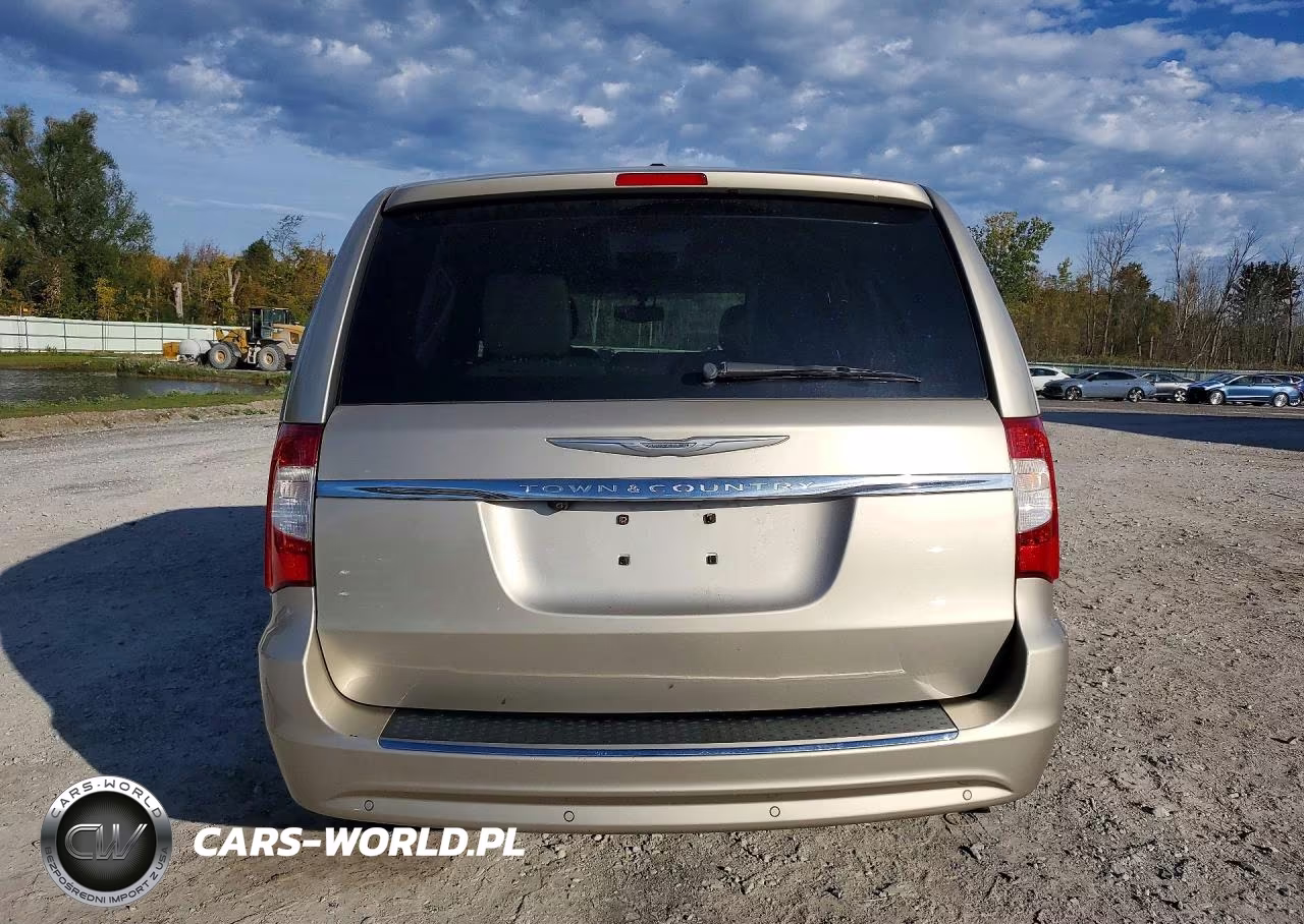 2014 Chrysler Town & Country Touring L VIN:2C4RC1CG2ER341278 - 6