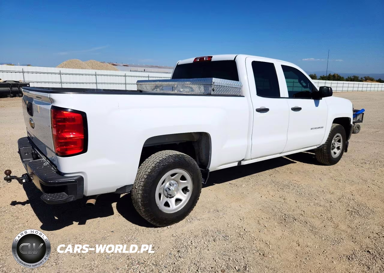 2019 Chevrolet Silverado 1500 Ld Wt VIN:2GCRCNEC5K1185605 - 3