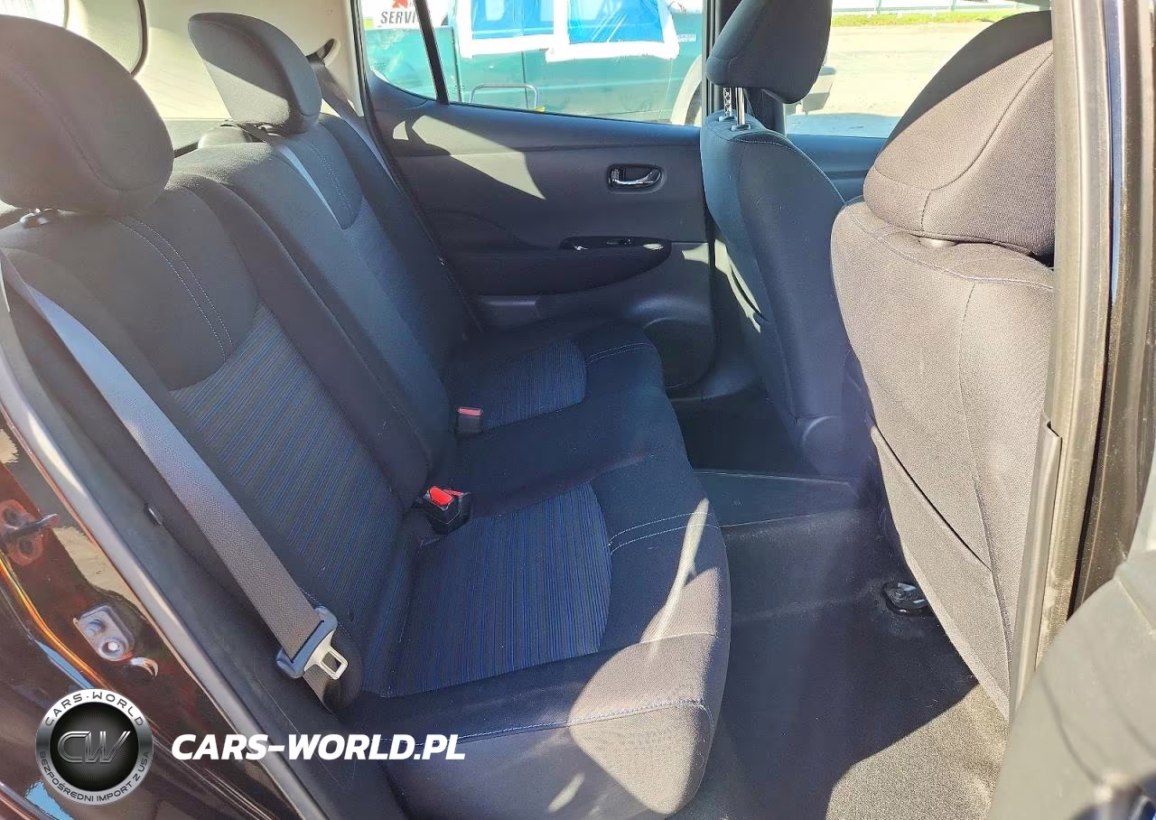 2018 Nissan Leaf Sv VIN:1N4AZ1CP7JC313030 - 10