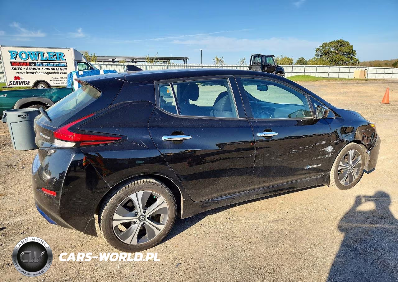 2018 Nissan Leaf Sv VIN:1N4AZ1CP7JC313030 - 3