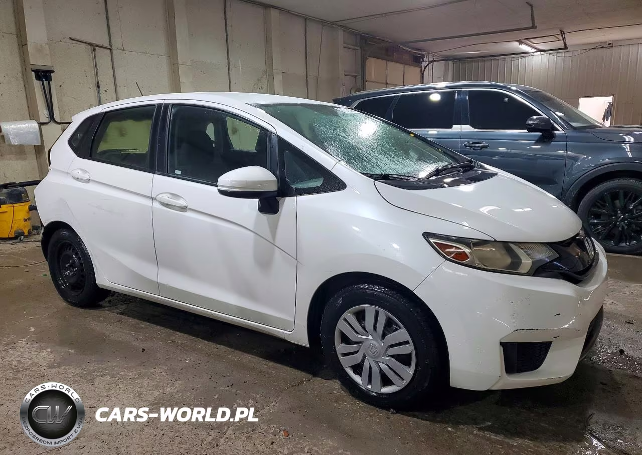 2017 Honda Fit Lx VIN:JHMGK5H55HS008955 - 4