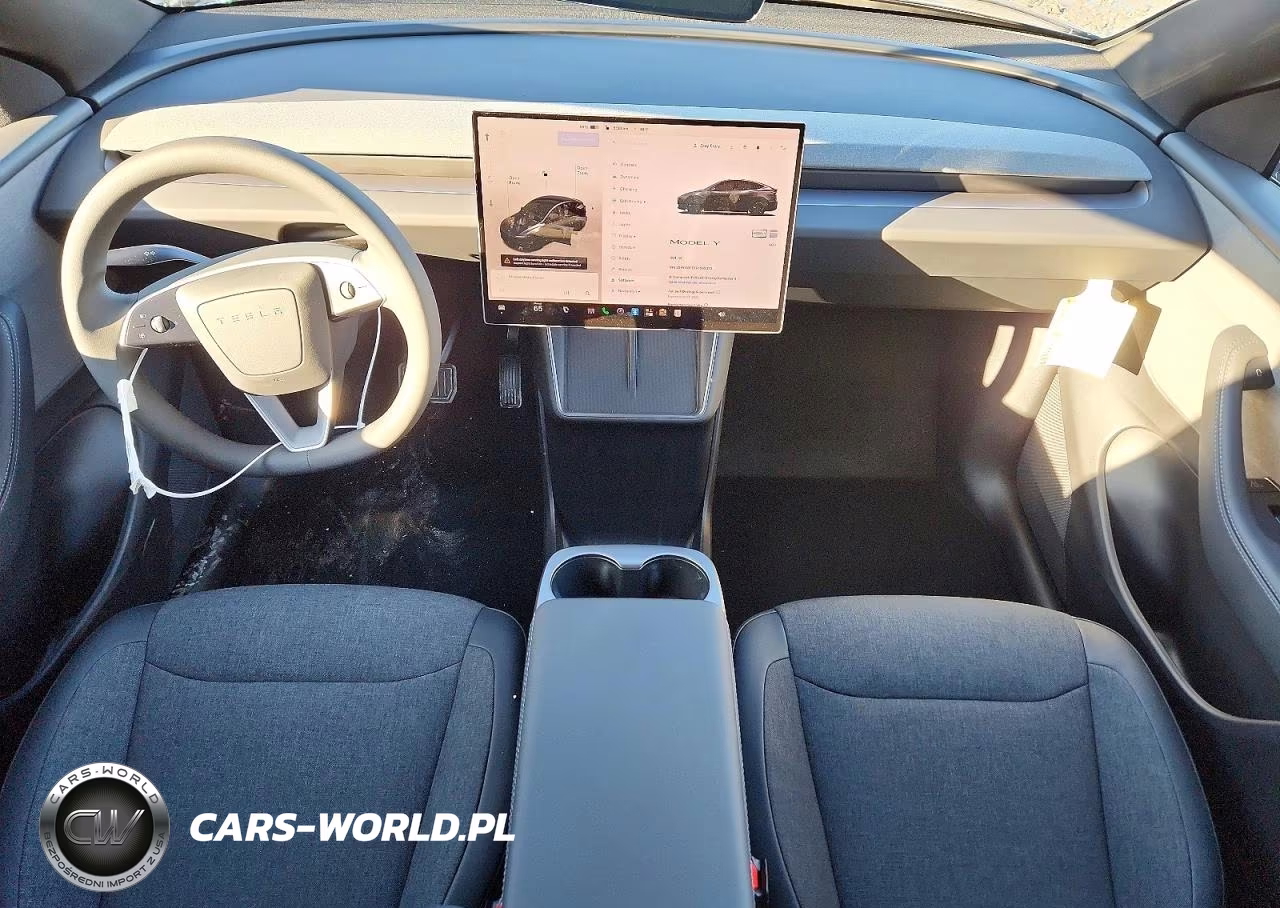 2026 Tesla Model Y VIN:7SAYGDED1TF695373 - 8