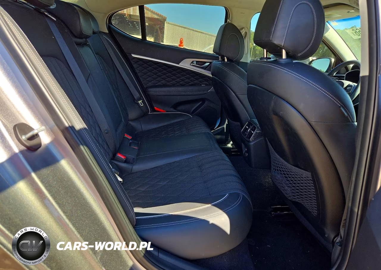 2020 Genesis G70 3.3T VIN:KMTG34LE1LU048674 - 10