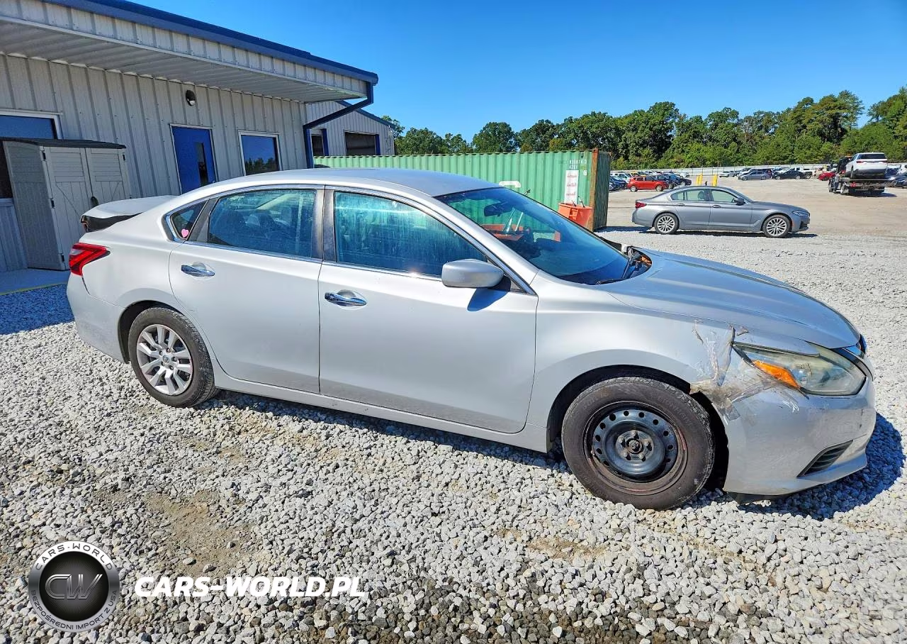 2016 Nissan Altima 2.5 S VIN:1N4AL3AP5GN350283 - 4