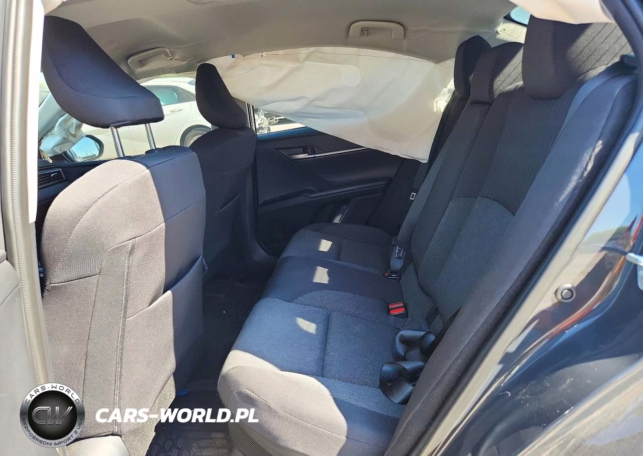 2025 Toyota Camry Le VIN:4T1DAACK6SU202902 - 10