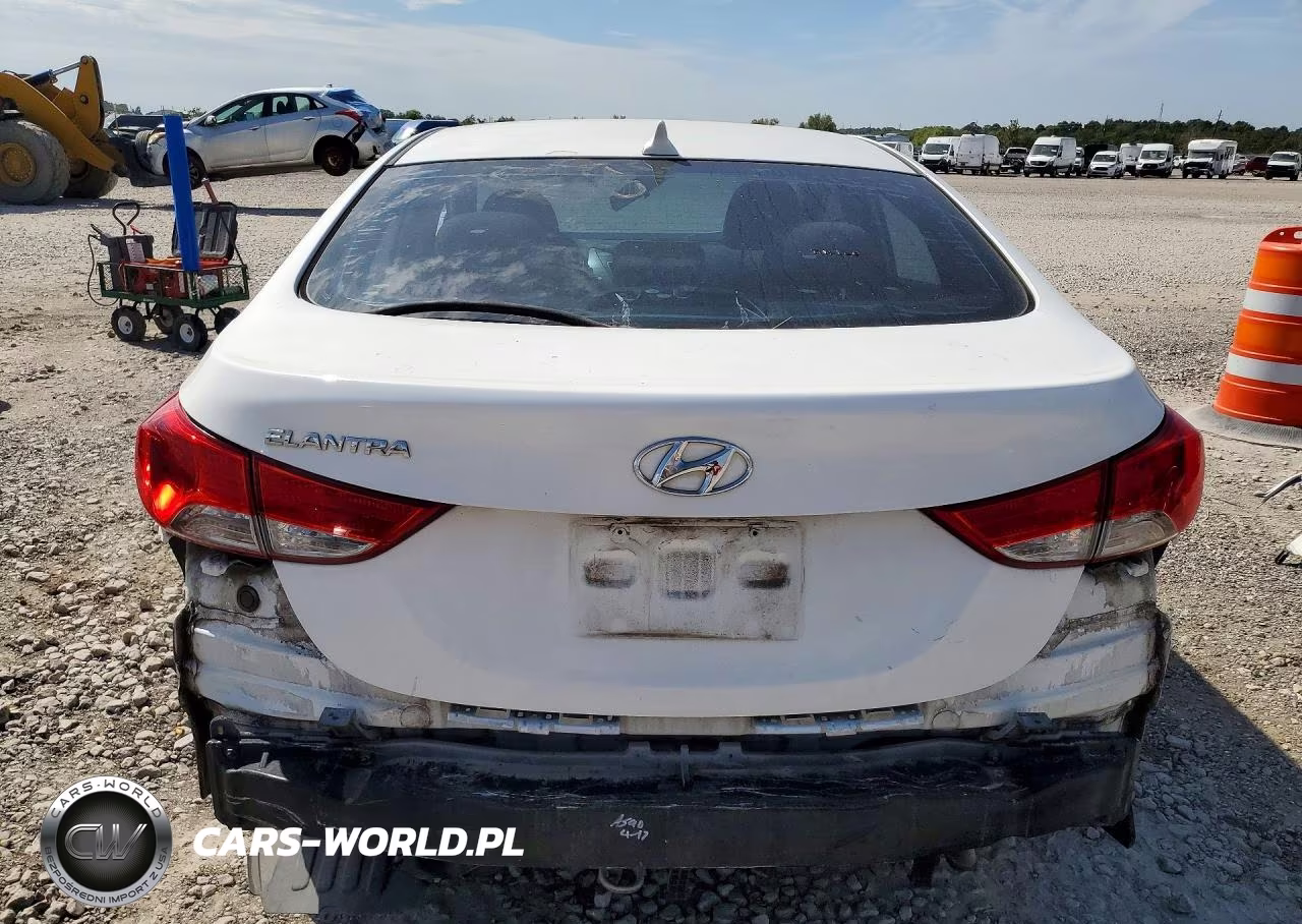 2013 Hyundai Elantra Gls VIN:5NPDH4AE9DH335827 - 6