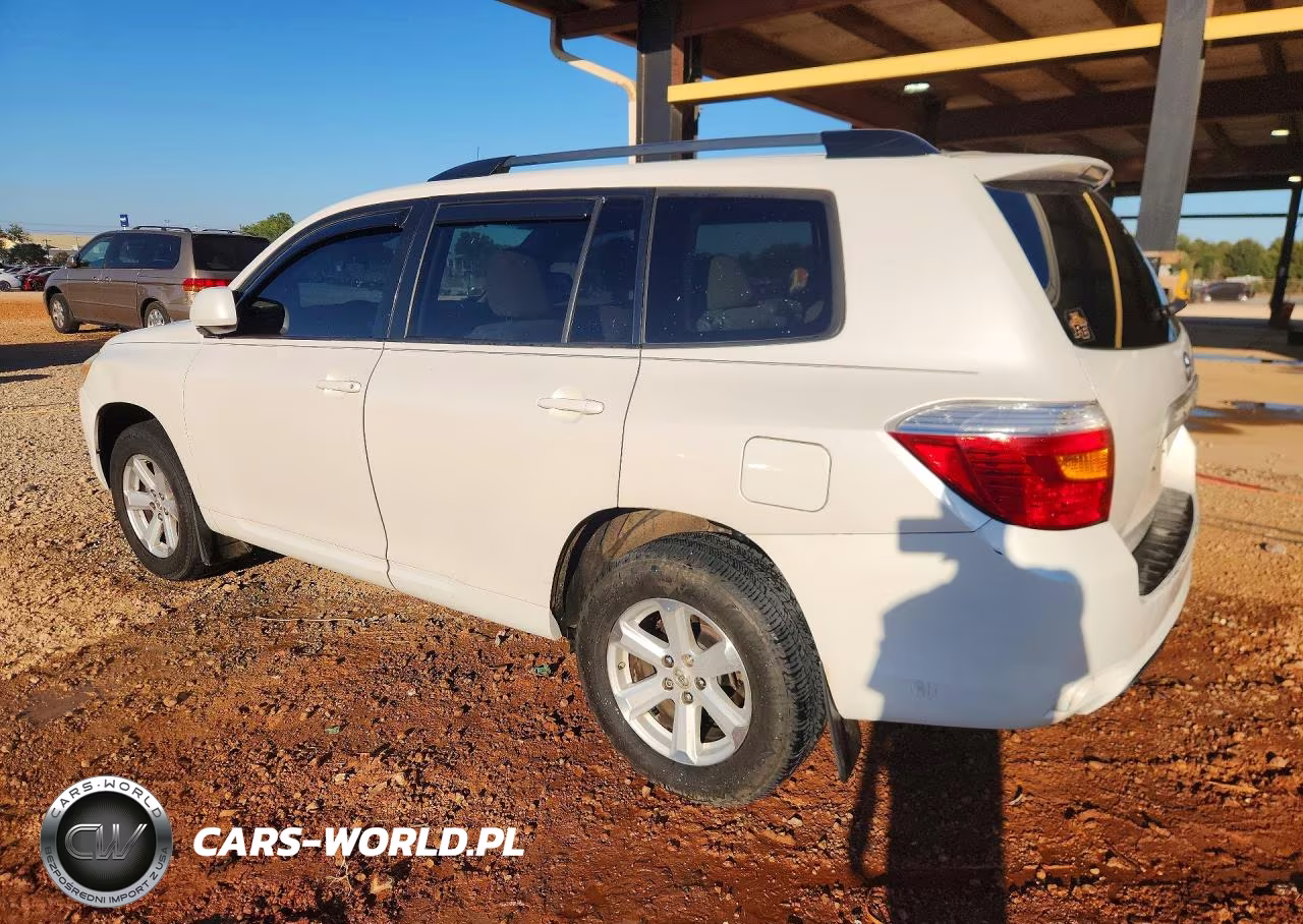 2010 Toyota Highlander Base VIN:5TDBK3EH5AS001355 - 2