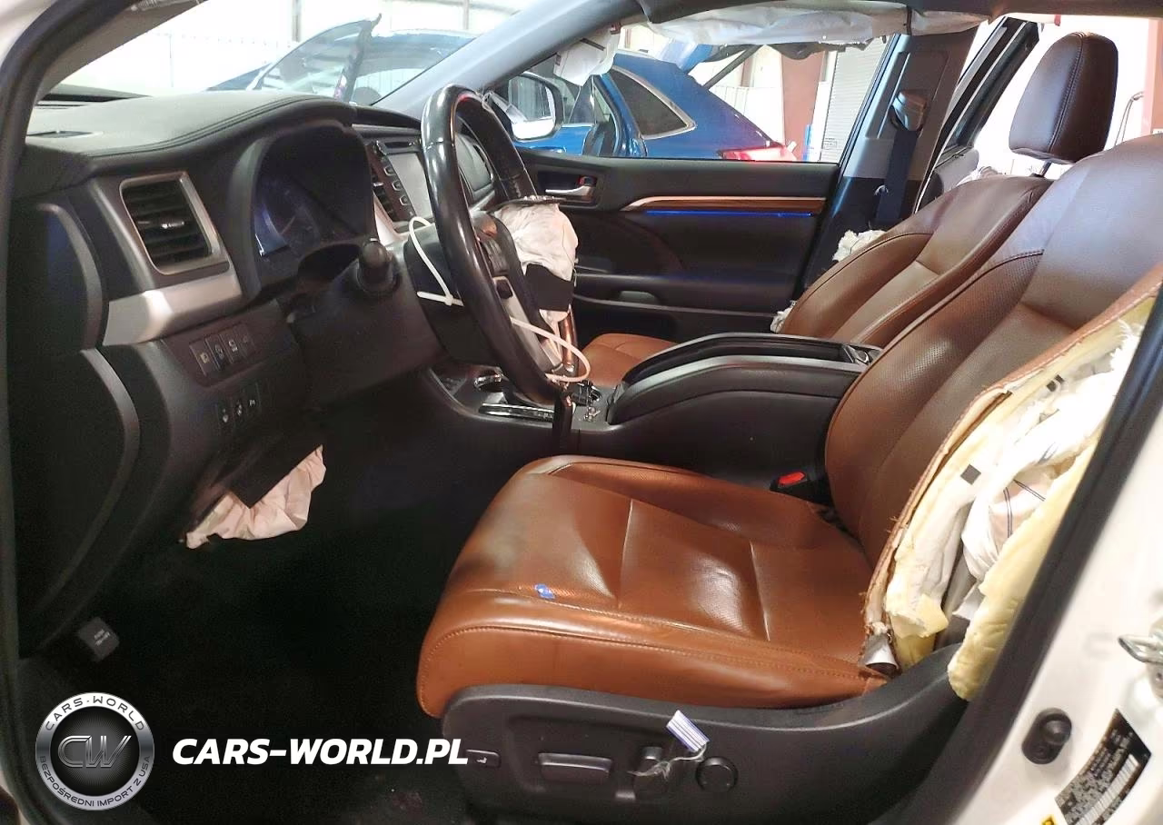2019 Toyota Highlander Limited Platinum VIN:5TDDZRFH2KS940003 - 7