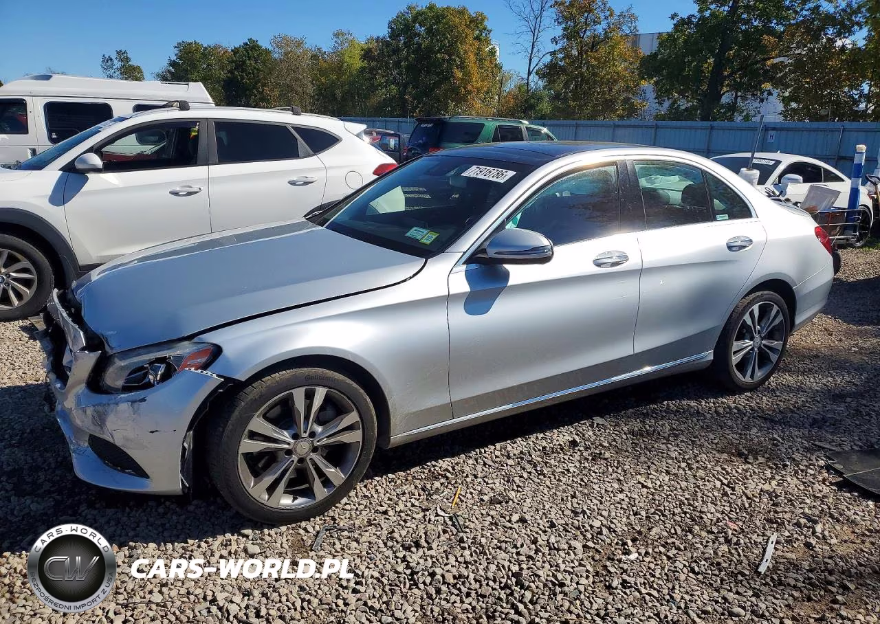2016 Mercedes-Benz C 300 4Matic VIN:55SWF4KBXGU158970 - 1