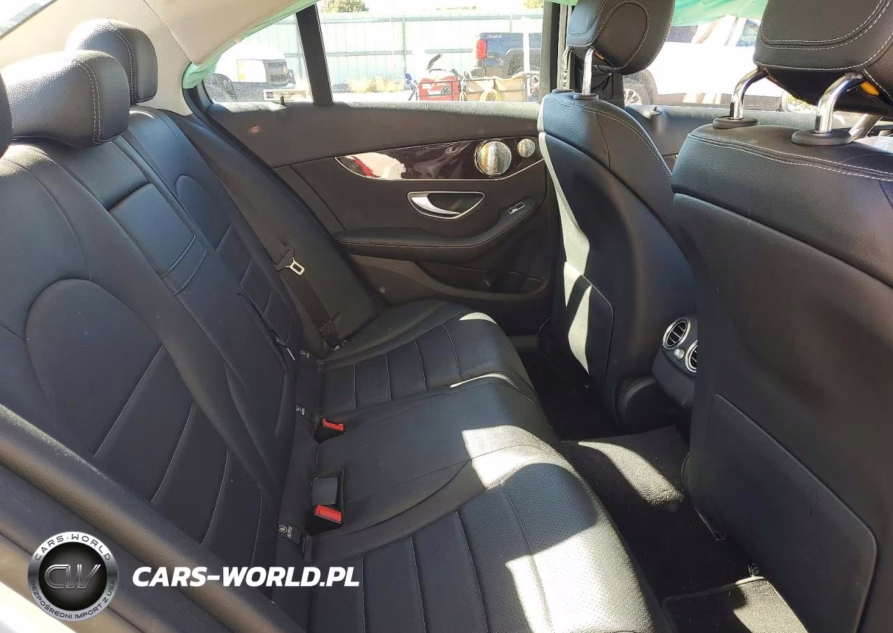 2016 Mercedes-Benz C 300 4Matic VIN:55SWF4KBXGU158970 - 10