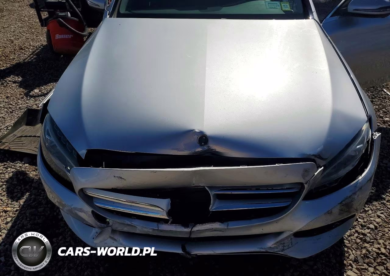 2016 Mercedes-Benz C 300 4Matic VIN:55SWF4KBXGU158970 - 11