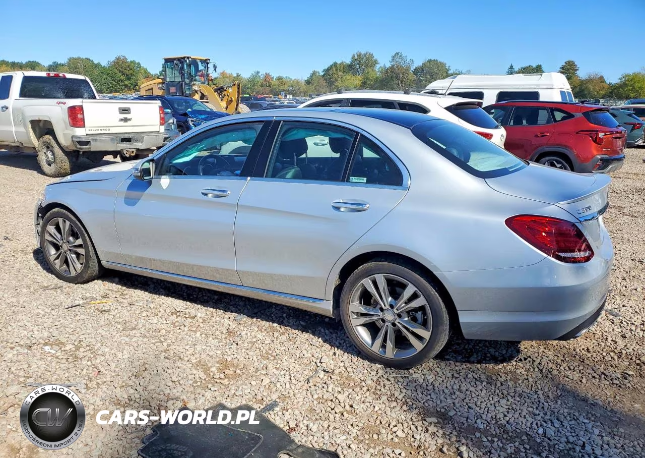 2016 Mercedes-Benz C 300 4Matic VIN:55SWF4KBXGU158970 - 2