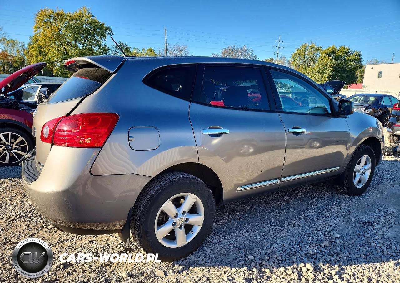 2013 Nissan Rogue S VIN:JN8AS5MV6DW642683 - 3
