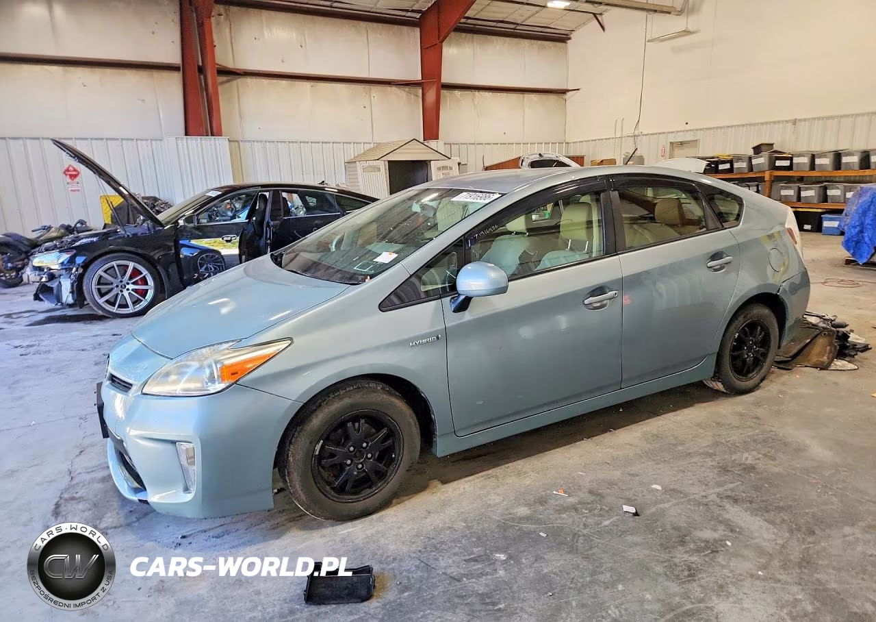 2014 Toyota Prius Two