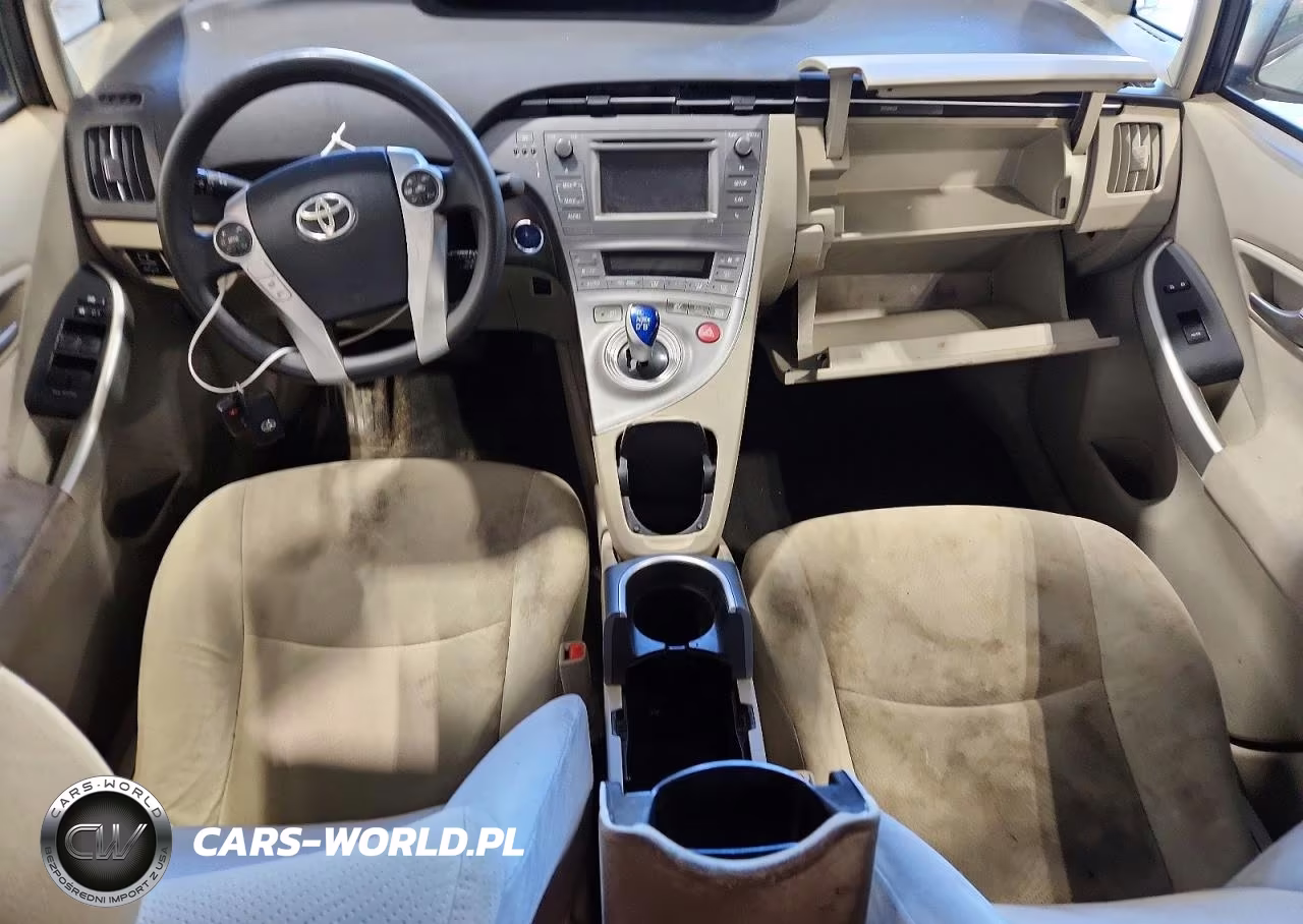 2014 Toyota Prius Two VIN:JTDKN3DU0E1822405 - 8