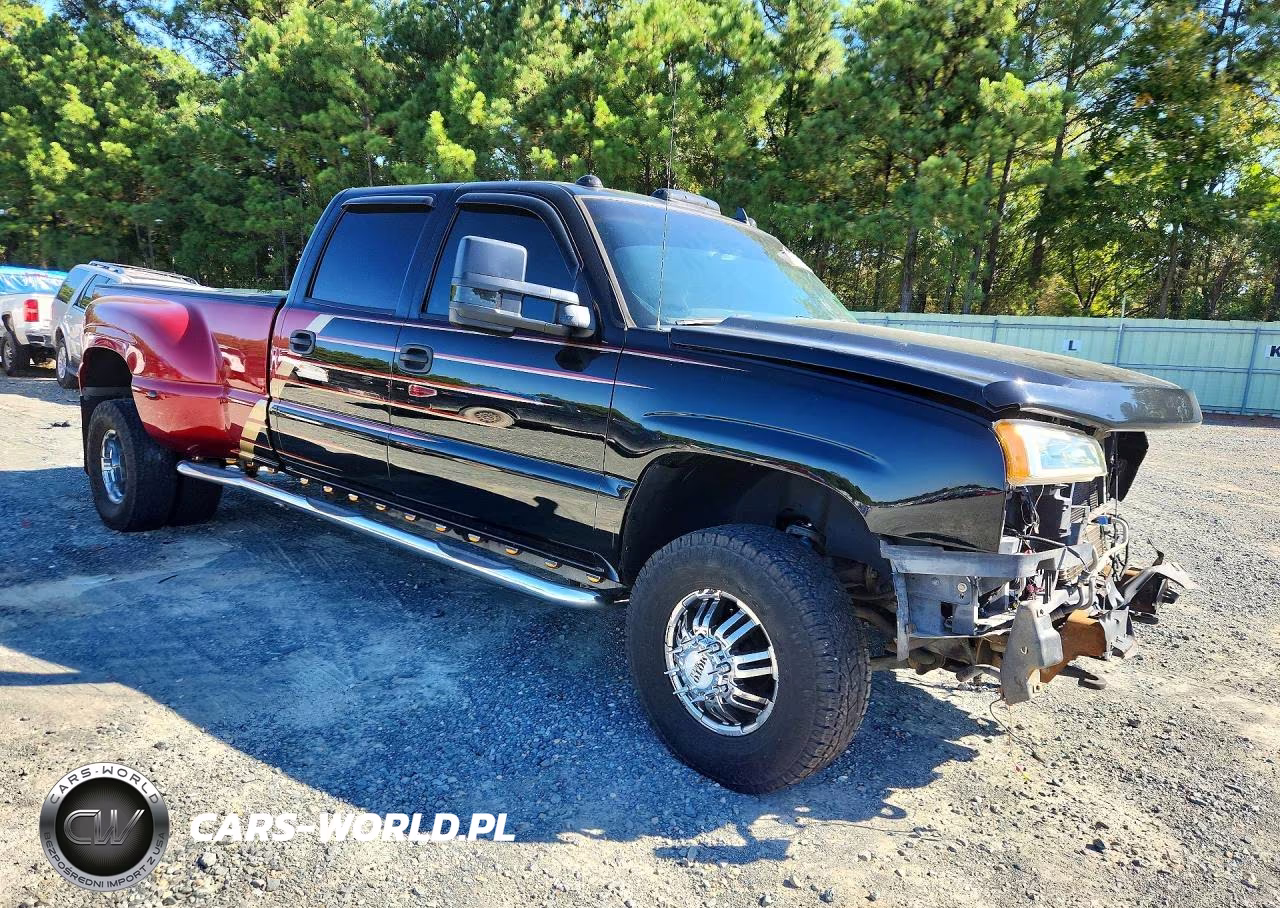 2007 Chevrolet Silverado K3500 VIN:1GCJK33D57F171154 - 4