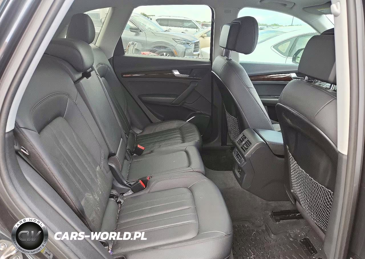 2020 Audi Q5 Premium VIN:WA1ANAFY4L2107919 - 11
