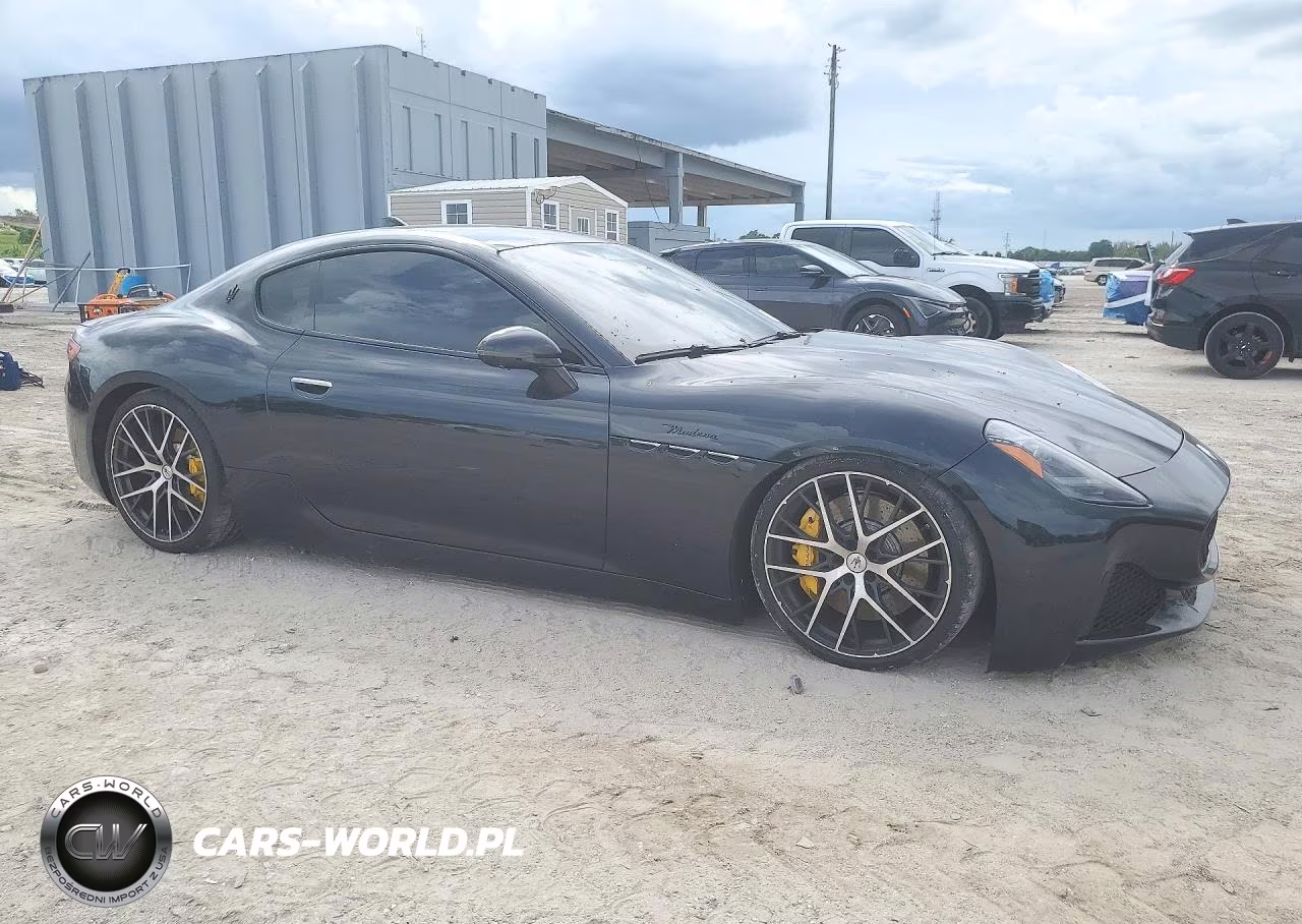 2024 Maserati Granturismo Modena VIN:ZAMBMVBB7RX436739 - 4