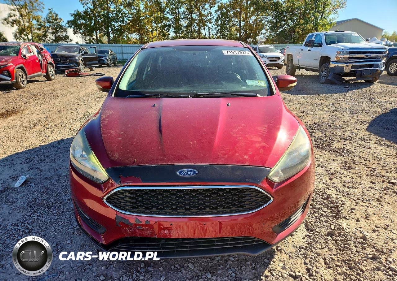 2016 Ford Focus Se VIN:1FADP3K2XGL248395 - 5