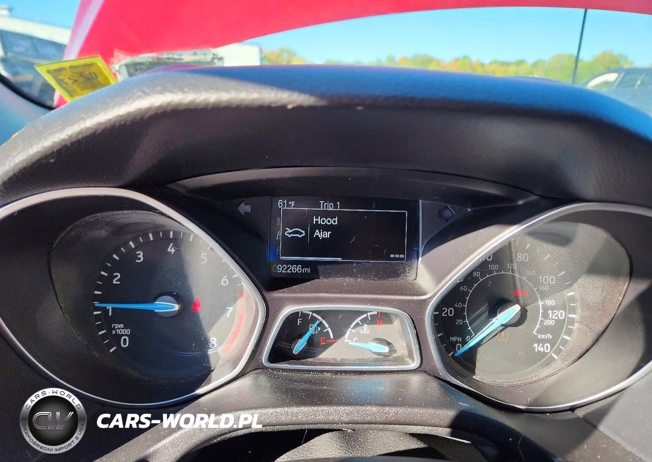 2016 Ford Focus Se VIN:1FADP3K2XGL248395 - 9