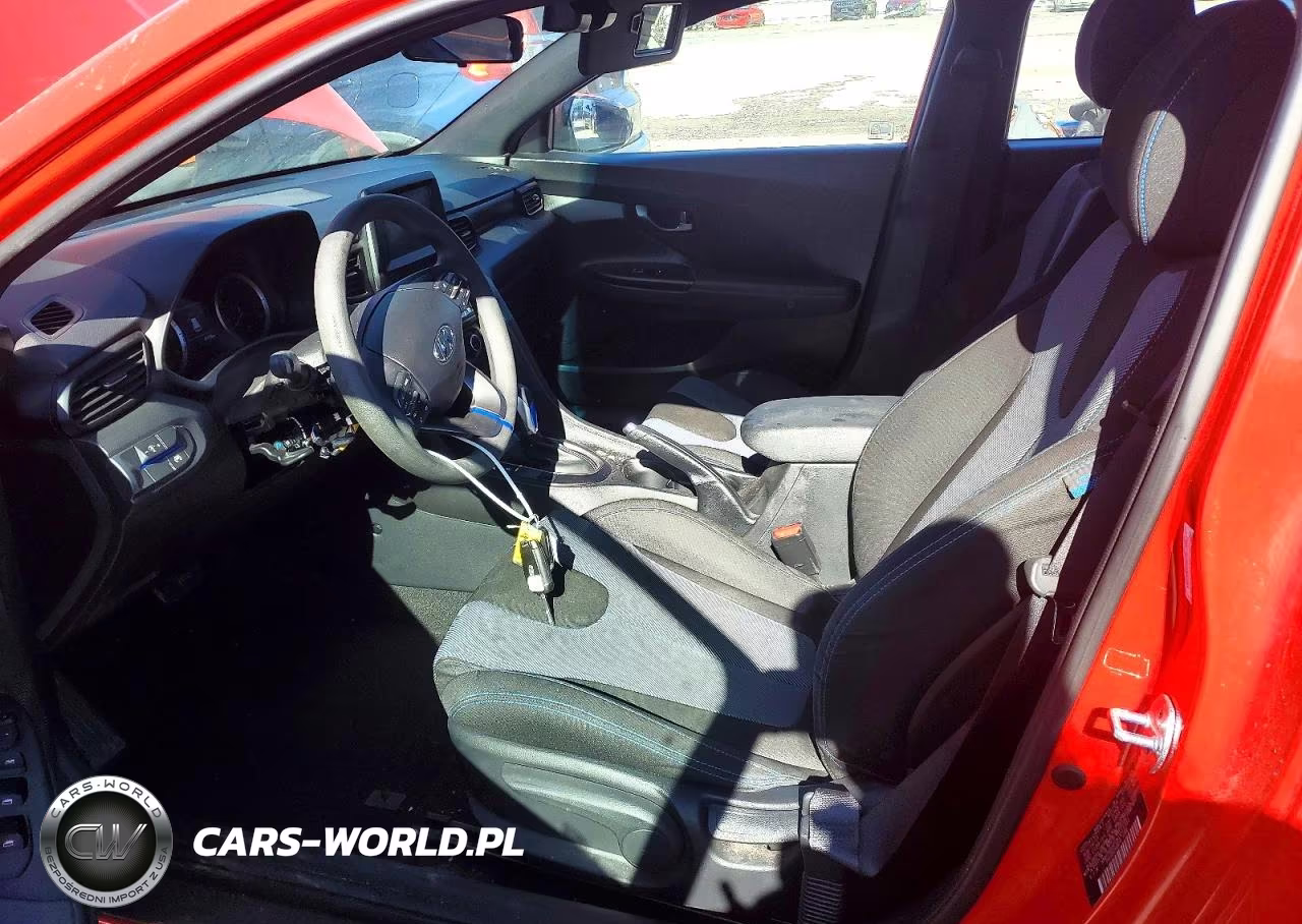 2019 Hyundai Veloster 2.0L VIN:KMHTG6AF0KU012381 - 7
