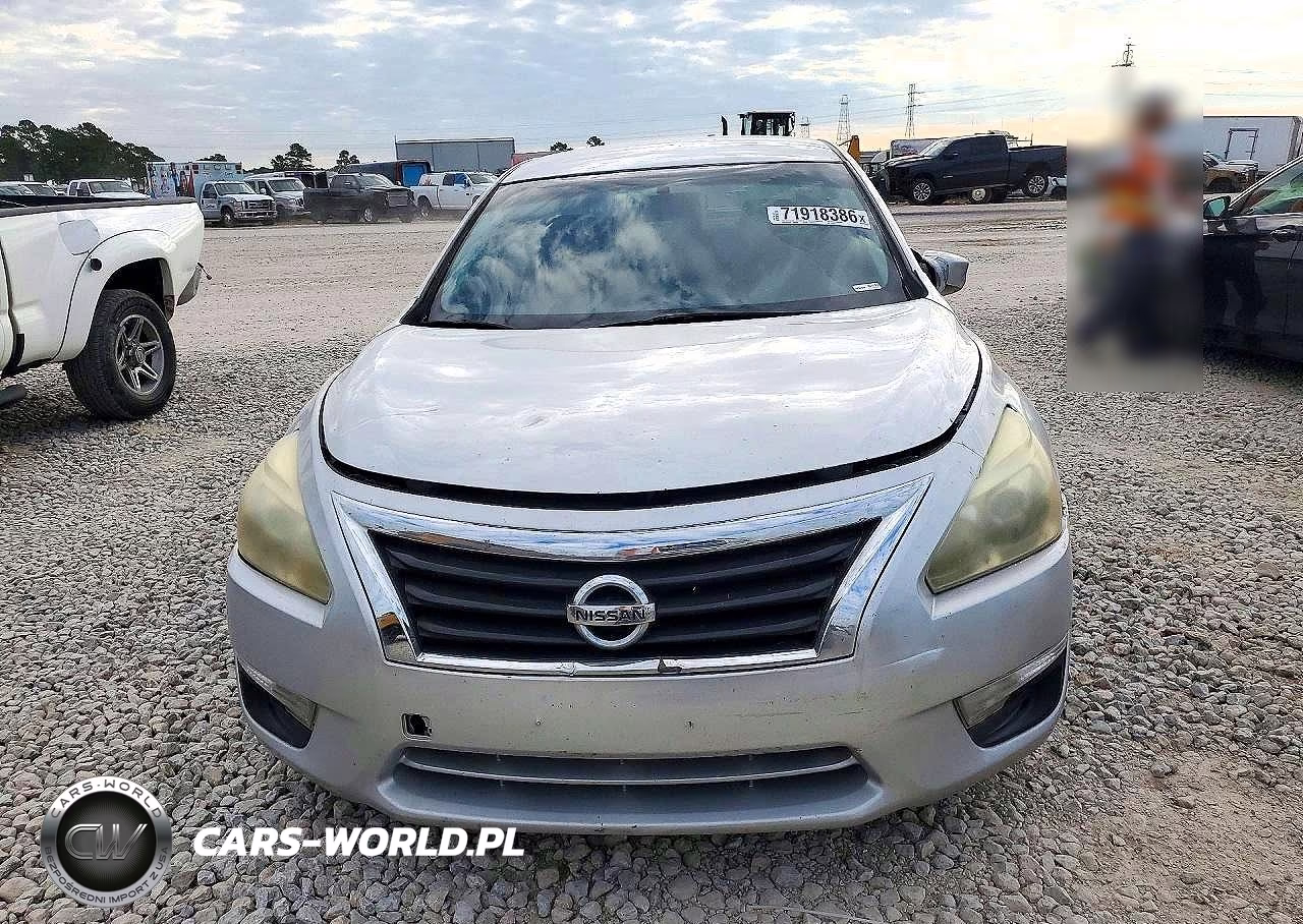 2015 Nissan Altima 2.5 S VIN:1N4AL3AP8FC570284 - 5