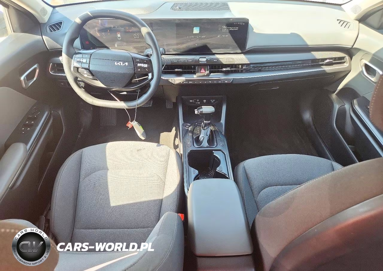 2025 Kia K4 Lxs VIN:3KPFT4DE0SE049854 - 8