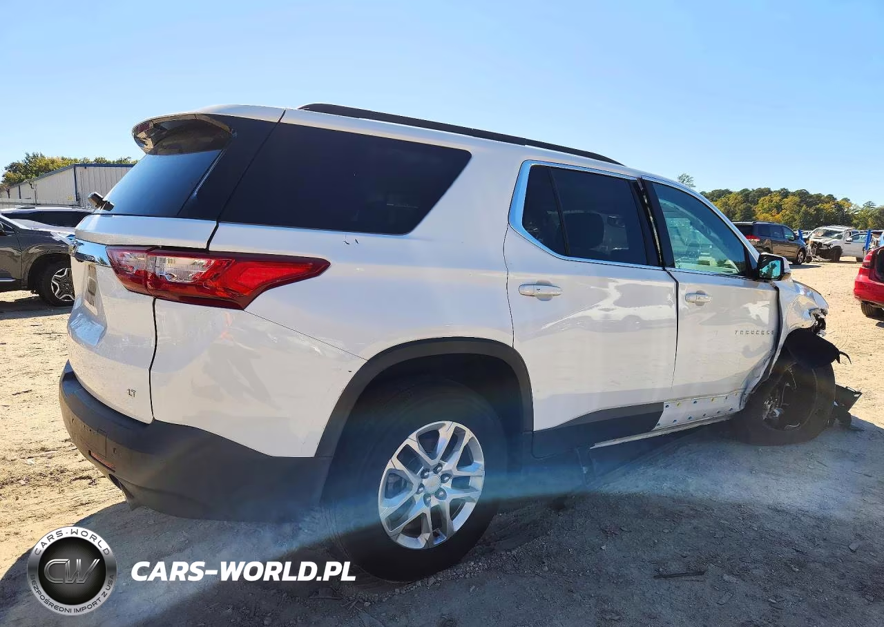 2020 Chevrolet Traverse Lt VIN:1GNERHKW6LJ149336 - 3