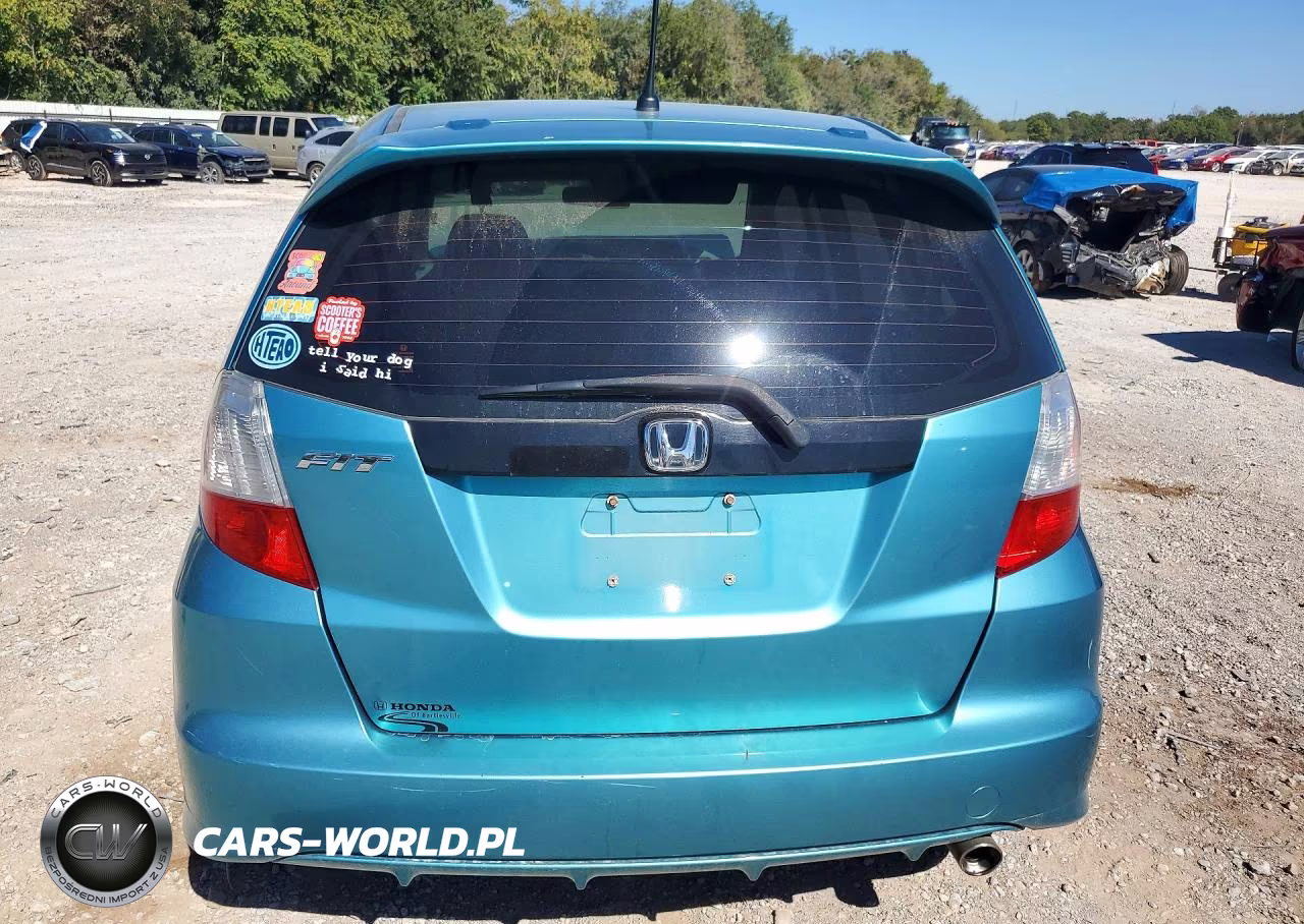 2012 Honda Fit Sport VIN:JHMGE8H54CC025824 - 6
