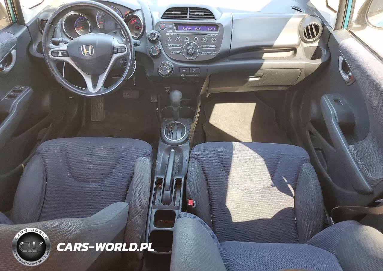 2012 Honda Fit Sport VIN:JHMGE8H54CC025824 - 8