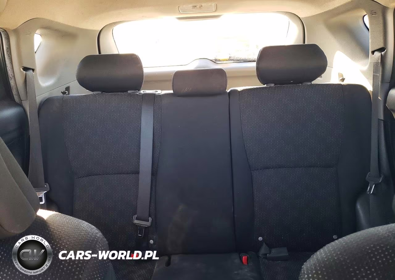 2010 Pontiac Vibe VIN:5Y2SP6E83AZ417504 - 10