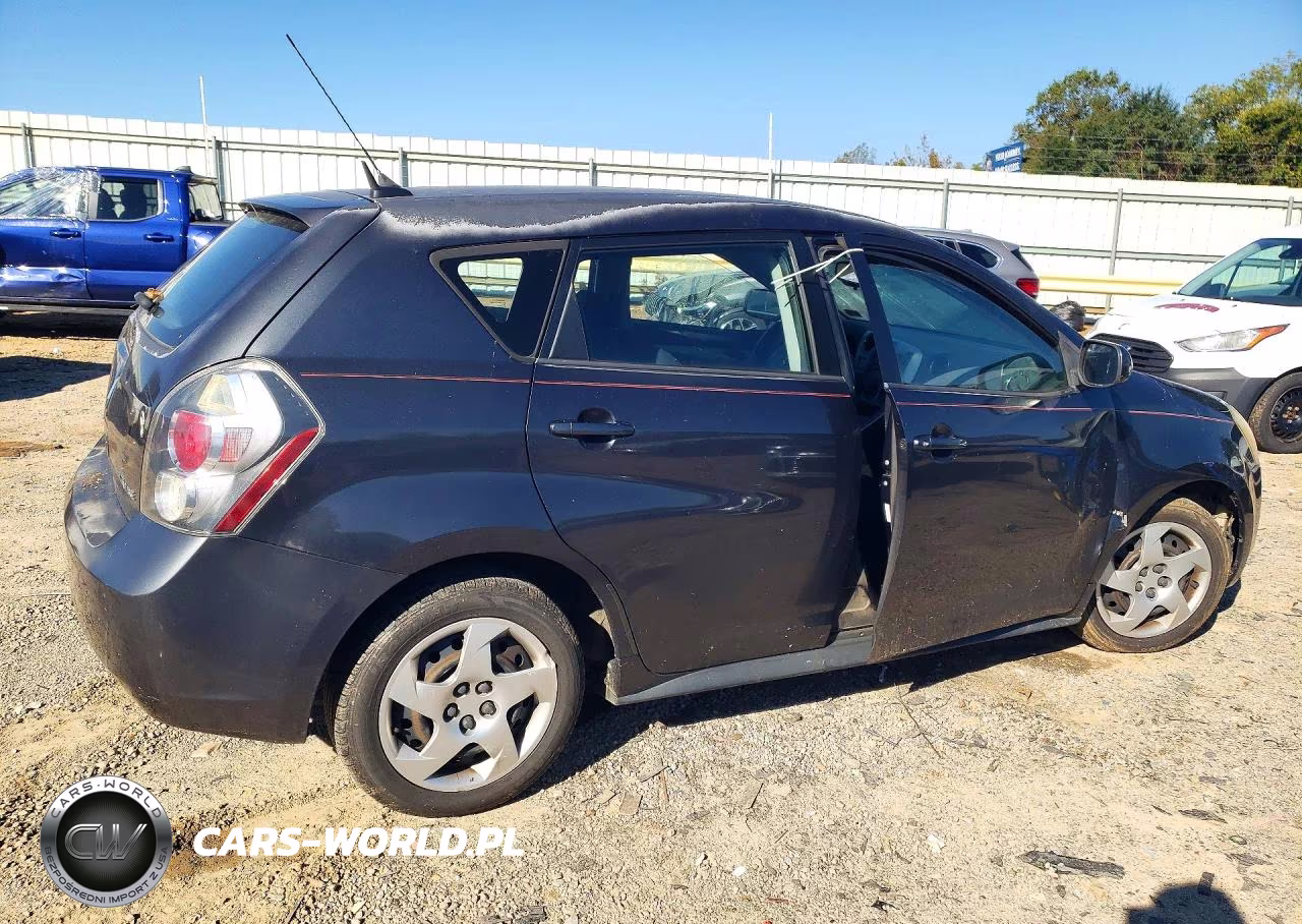 2010 Pontiac Vibe VIN:5Y2SP6E83AZ417504 - 3