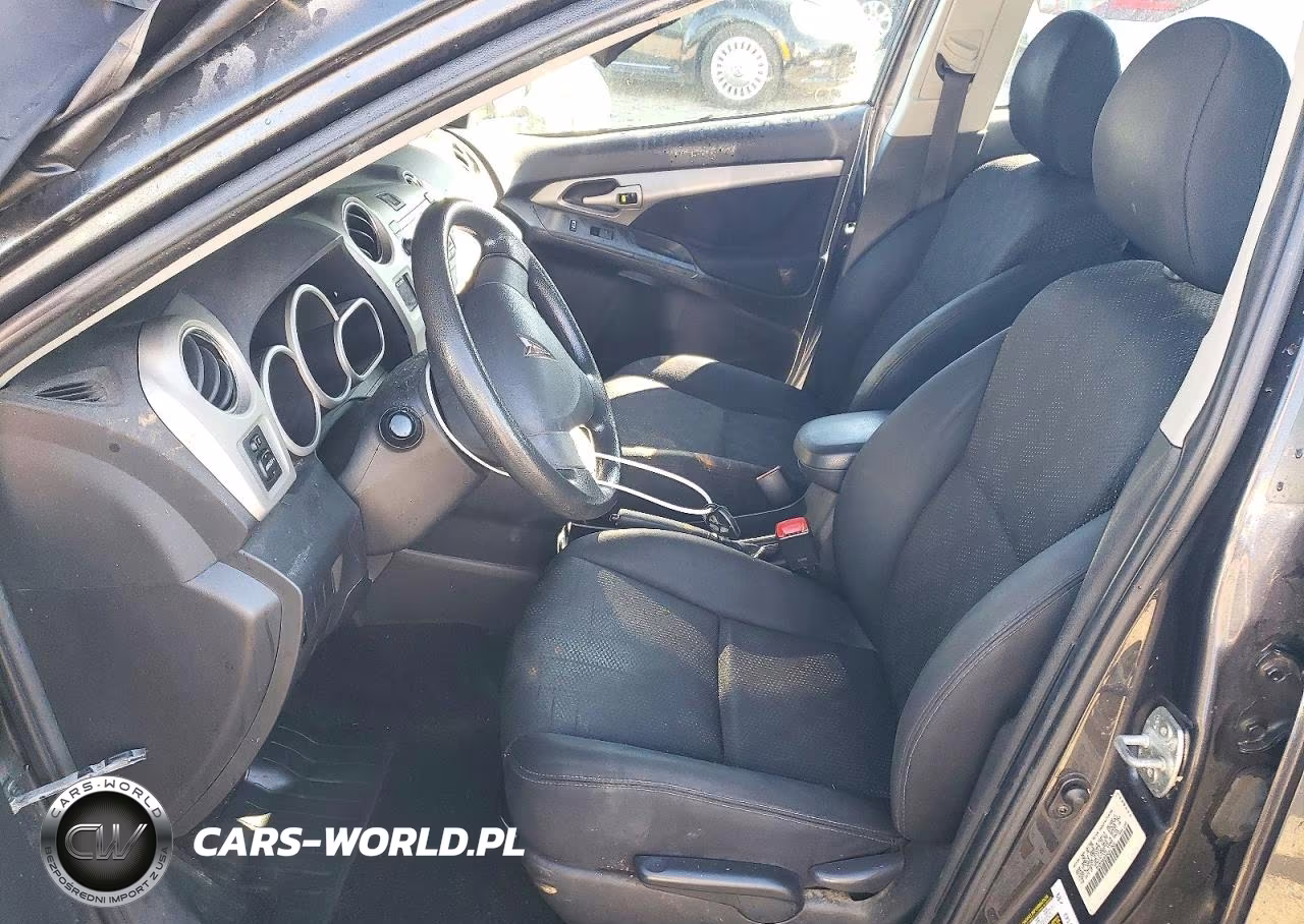 2010 Pontiac Vibe VIN:5Y2SP6E83AZ417504 - 7