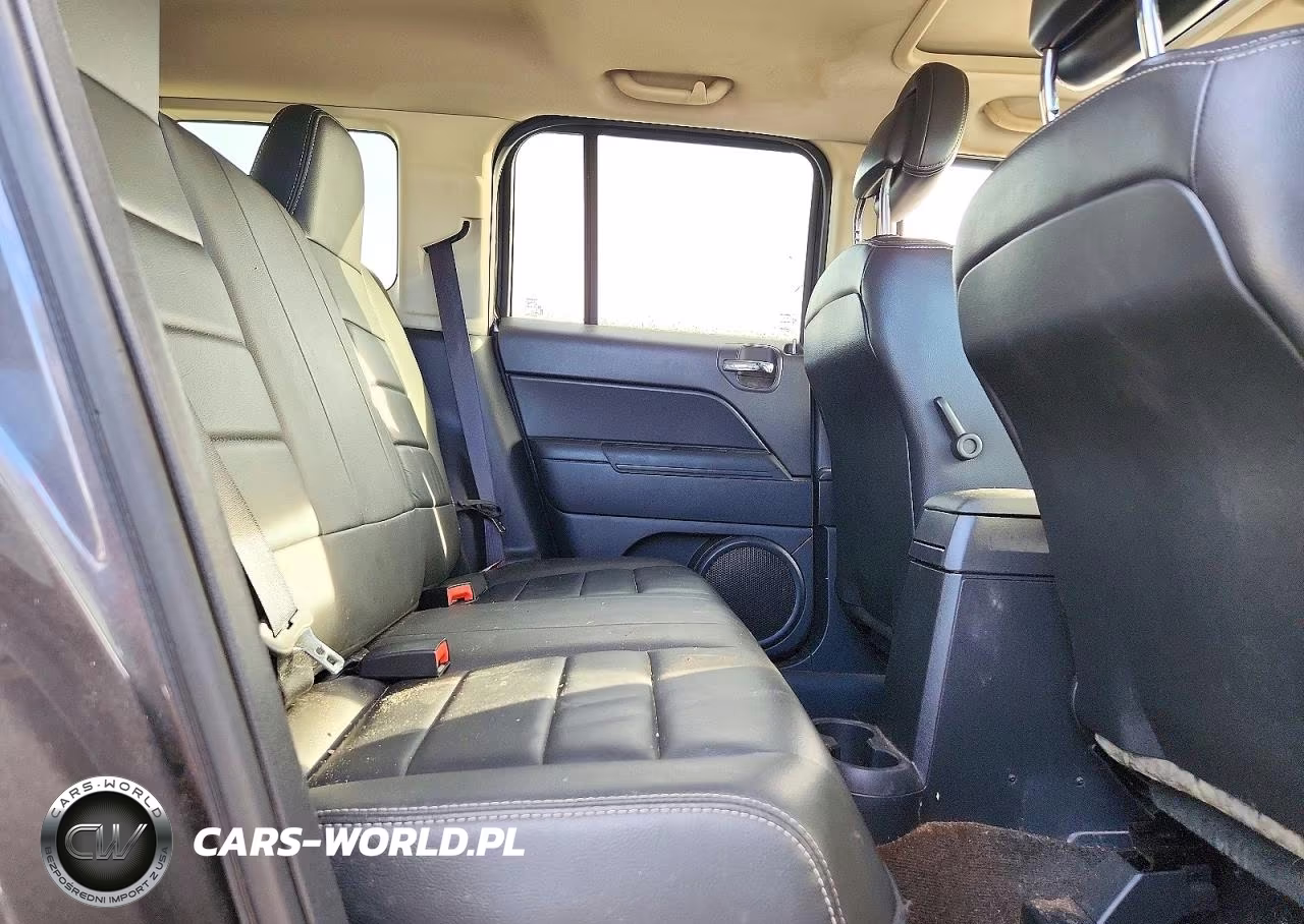 2015 Jeep Patriot Latitude VIN:1C4NJRFB2FD290677 - 11
