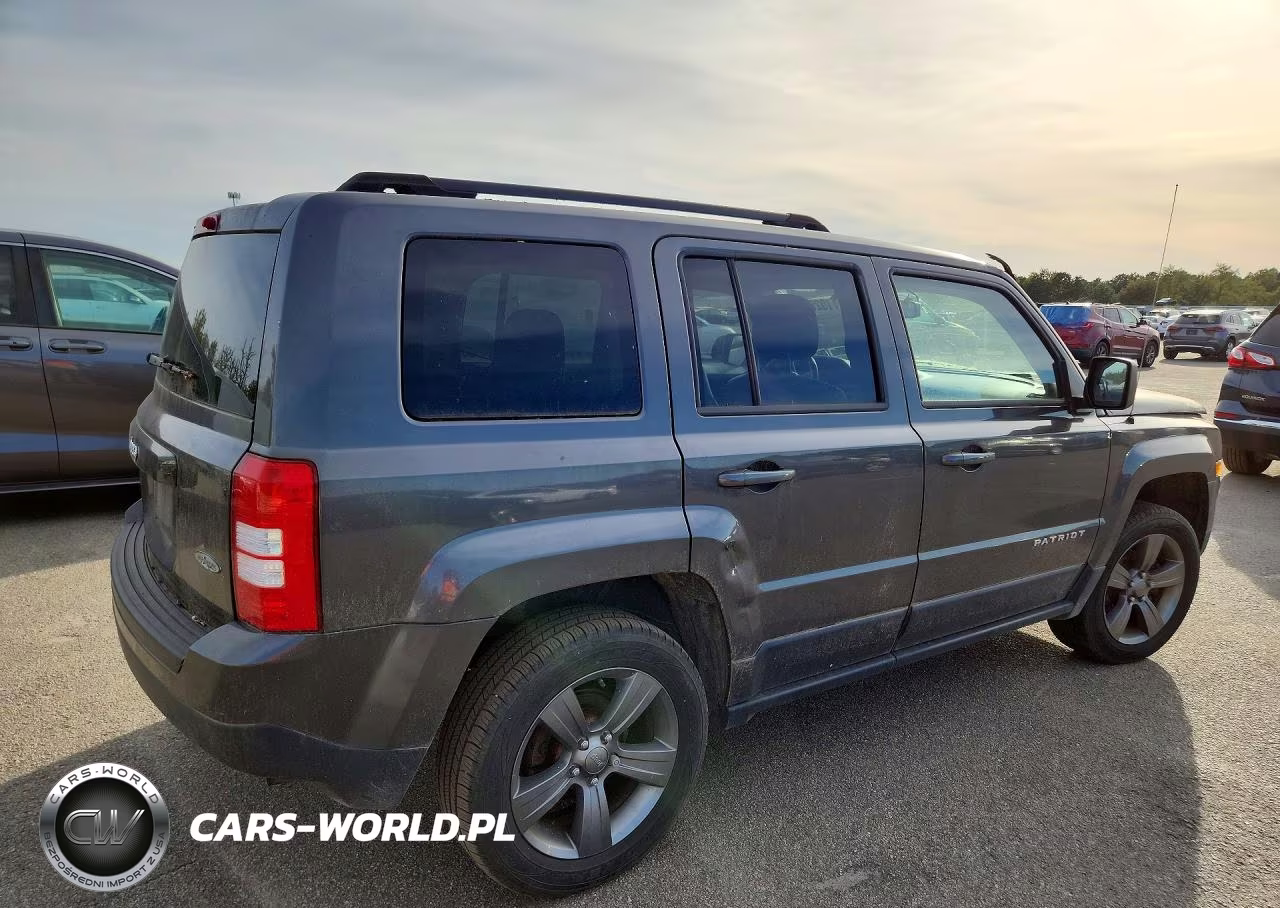 2015 Jeep Patriot Latitude VIN:1C4NJRFB2FD290677 - 3