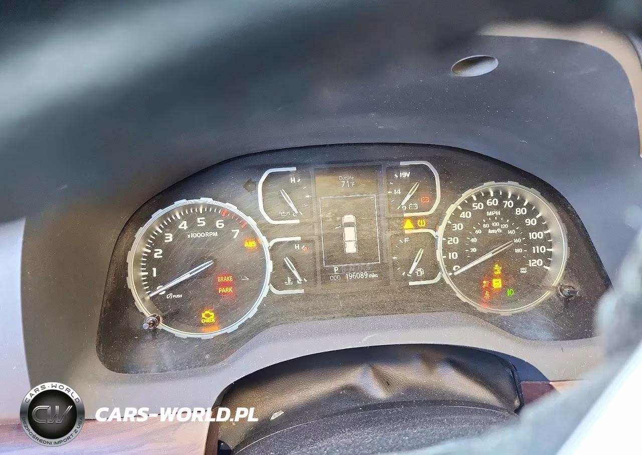 2019 Toyota Tundra Crewmax Limited VIN:5TFHY5F13KX799307 - 9
