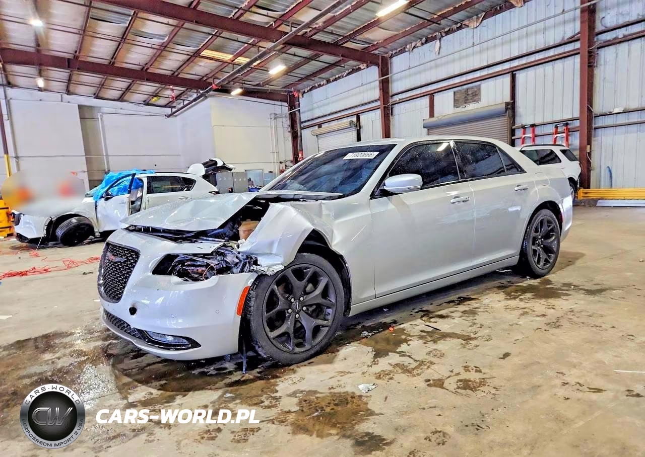 2021 Chrysler 300 S VIN:2C3CCABG4MH541160 - 1
