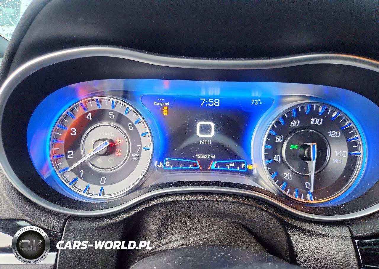 2021 Chrysler 300 S VIN:2C3CCABG4MH541160 - 9
