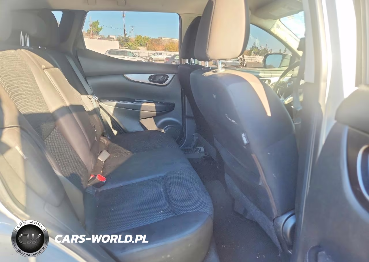 2020 Nissan Rogue Sport S VIN:JN1BJ1CW7LW646958 - 11
