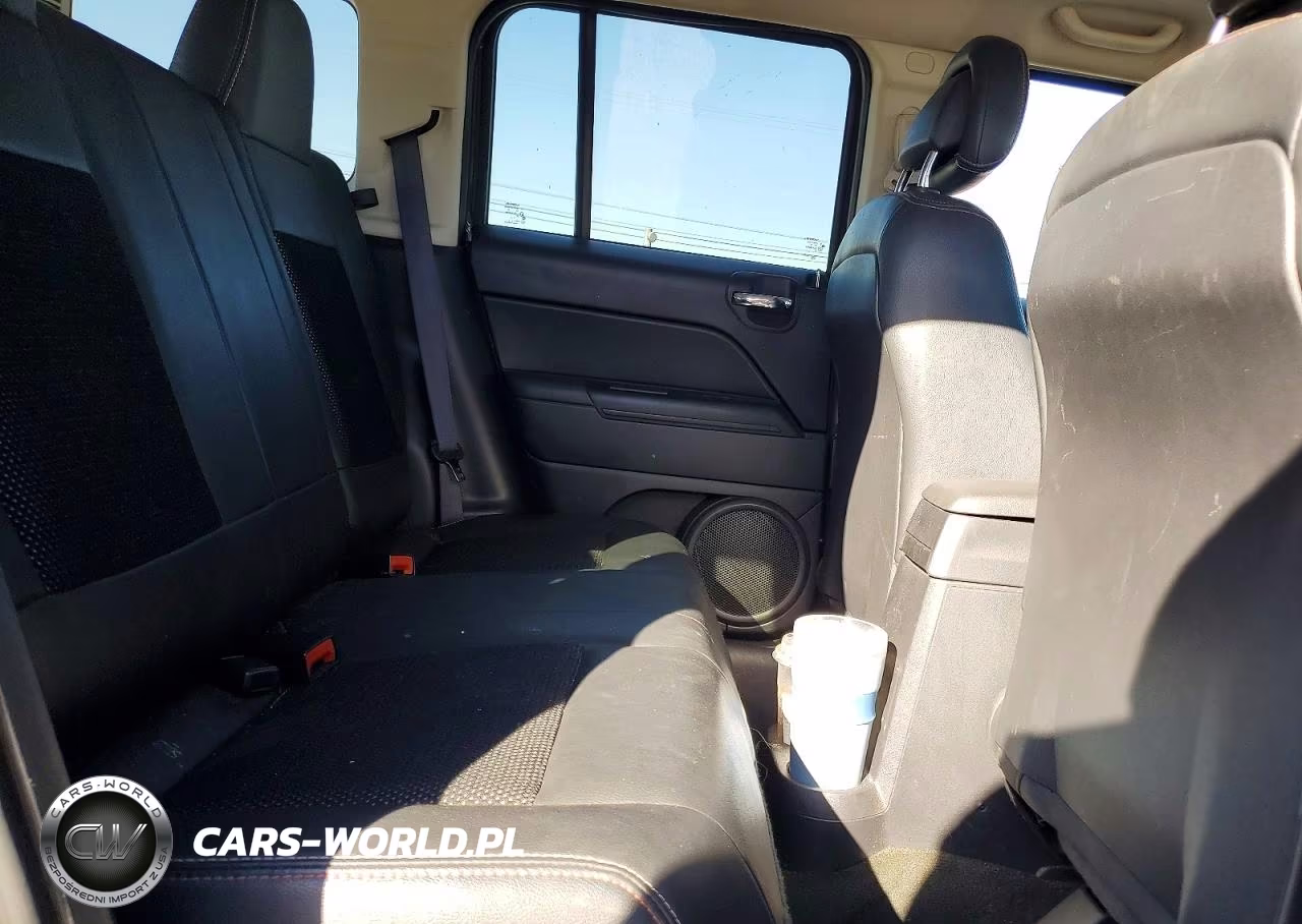 2016 Jeep Patriot Sport VIN:1C4NJPBB9GD789097 - 11