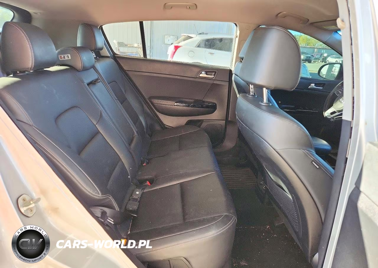 2020 Kia Sportage Ex VIN:KNDPN3AC5L7696098 - 11