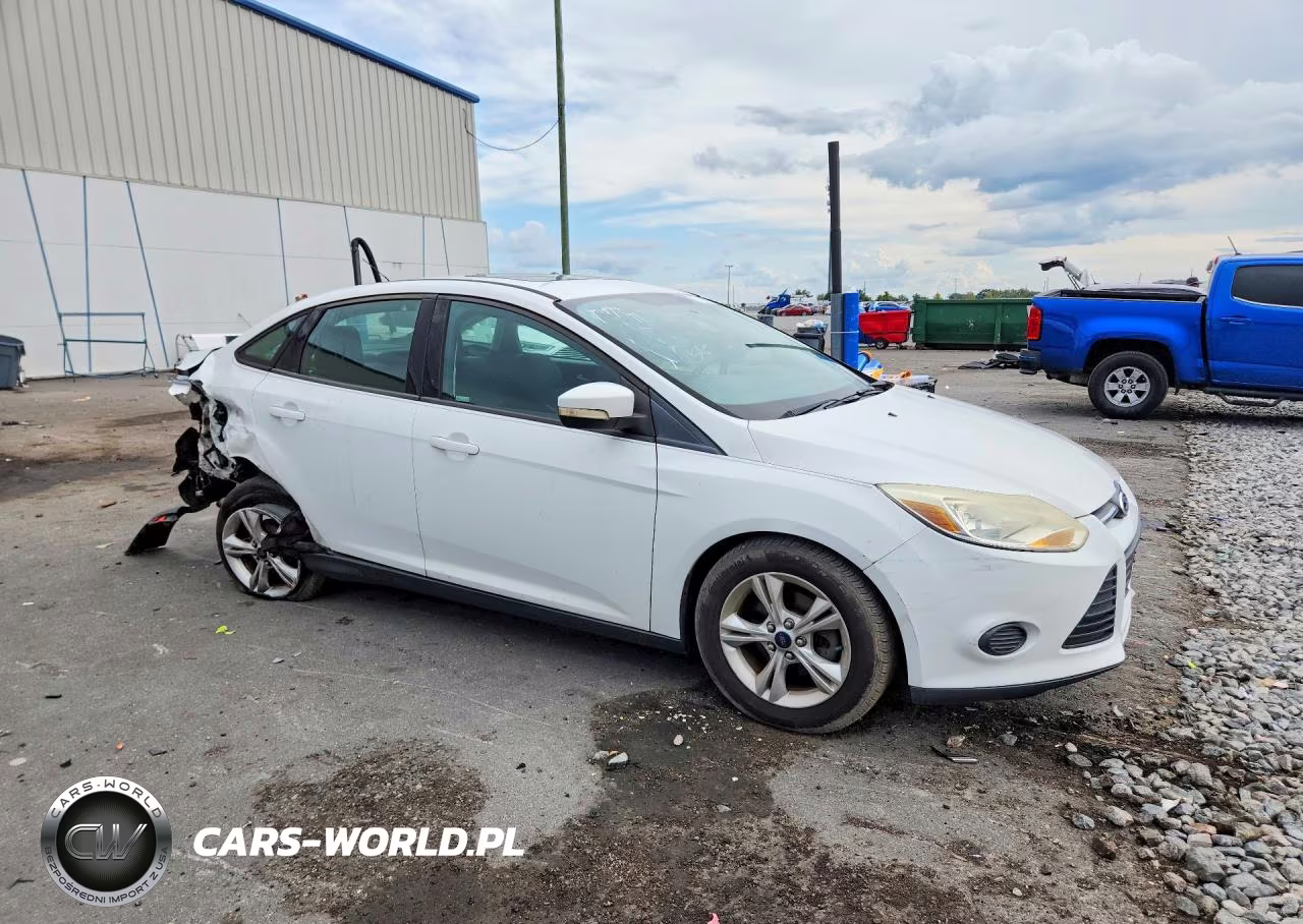 2013 Ford Focus Se VIN:1FADP3F20DL157092 - 4