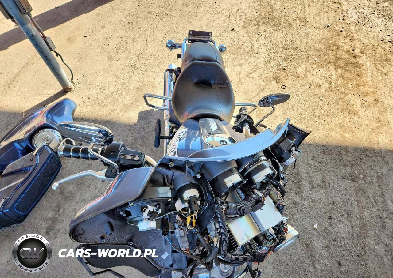 2008 Harley-Davidson Flhtcui VIN:1HD1FC4108Y625078 - 5