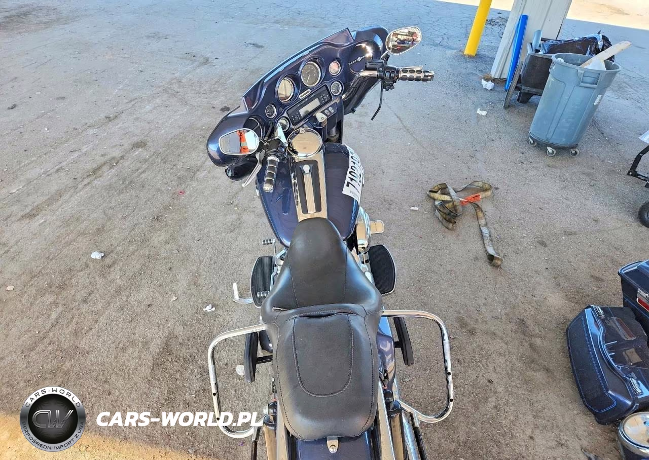 2008 Harley-Davidson Flhtcui VIN:1HD1FC4108Y625078 - 6