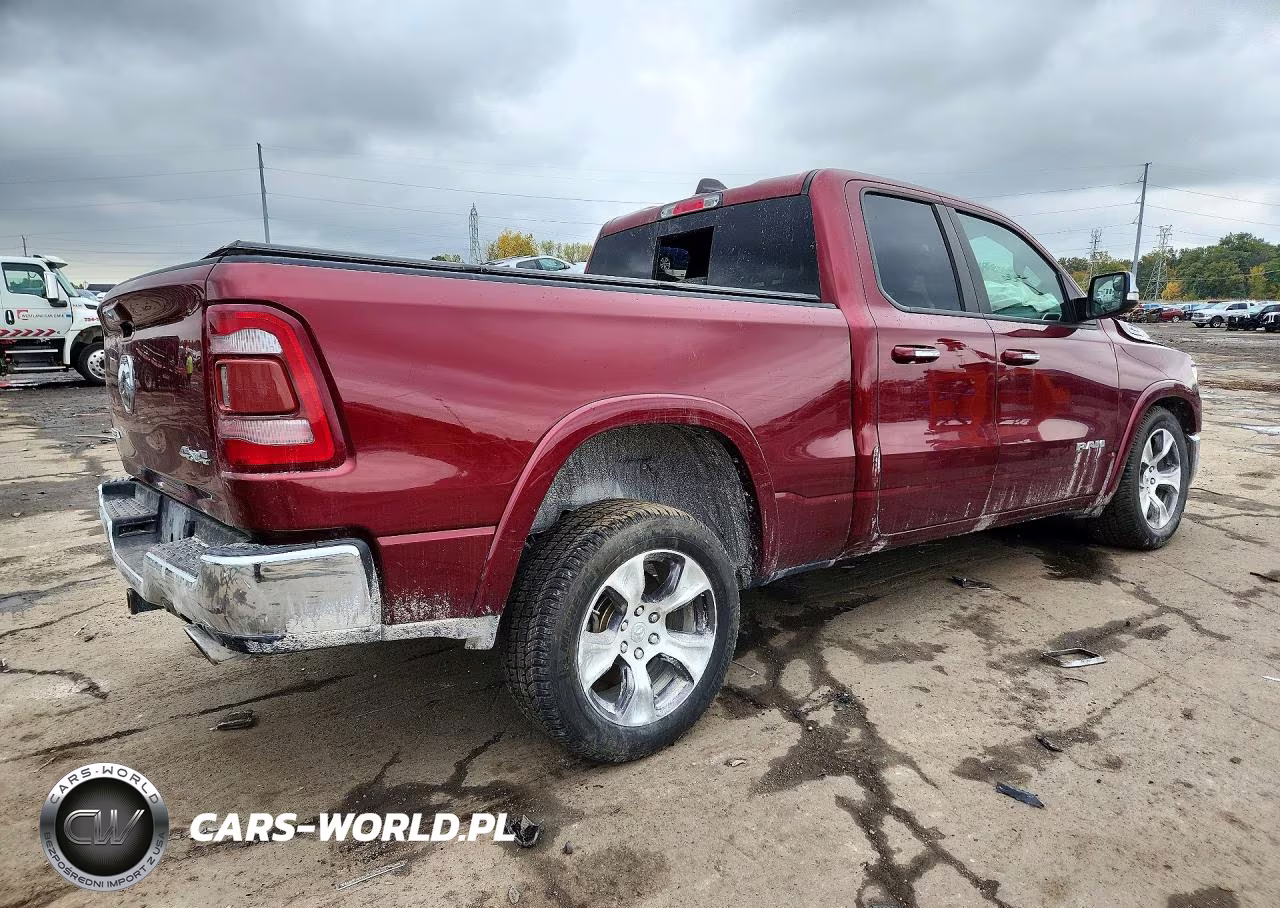 2019 Ram 1500 Laramie VIN:1C6SRFDT8KN812620 - 3